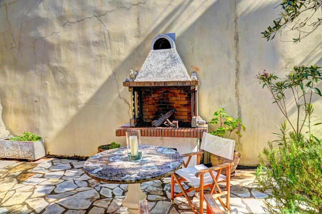 Rolling Stolis Home Katavolos Exterior photo