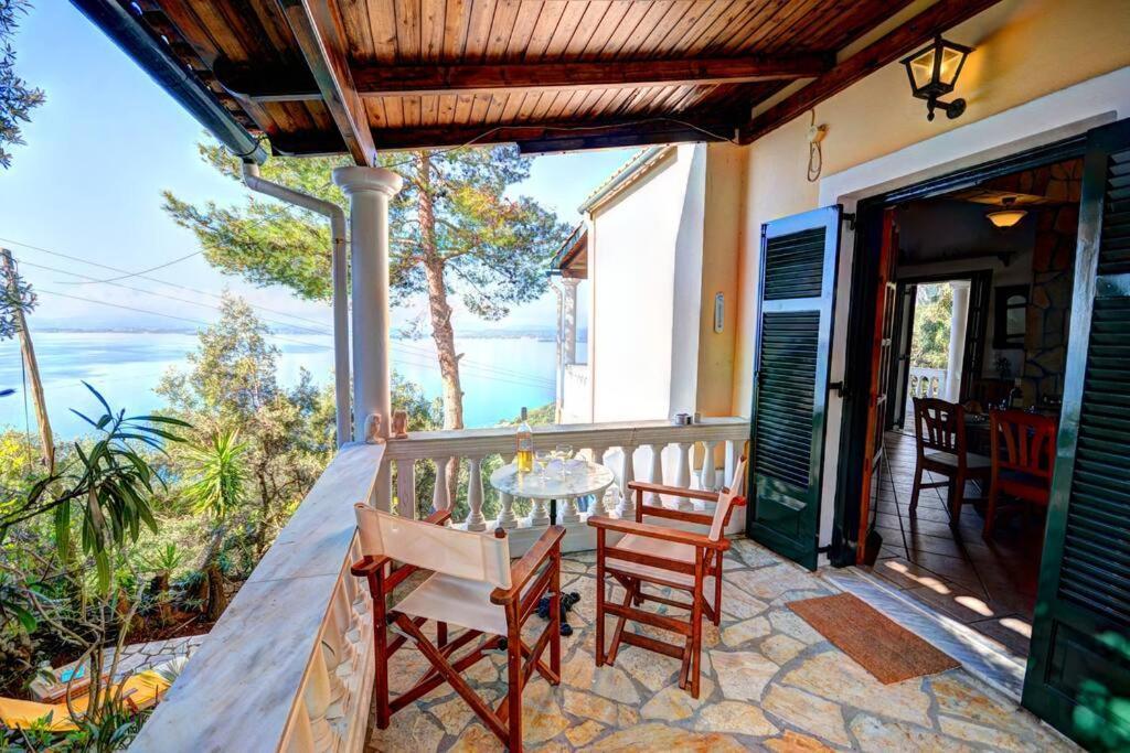 Rolling Stolis Home Katavolos Exterior photo