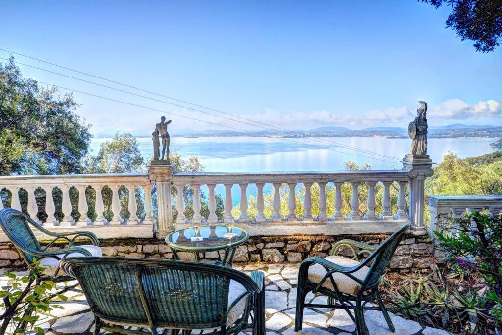Rolling Stolis Home Katavolos Exterior photo